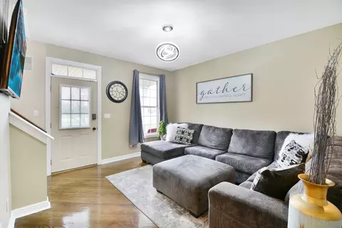 Living - 4122 Dalewood Dr, Plainfield, IL 60586 photo 1 of 4