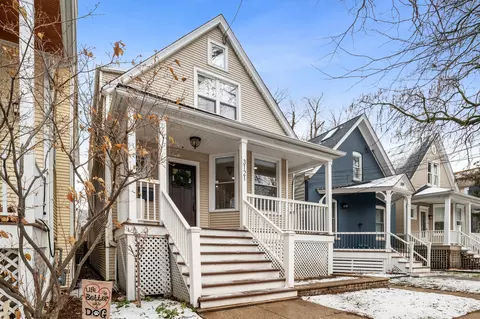 3121 N Honore St, Chicago, IL 60657