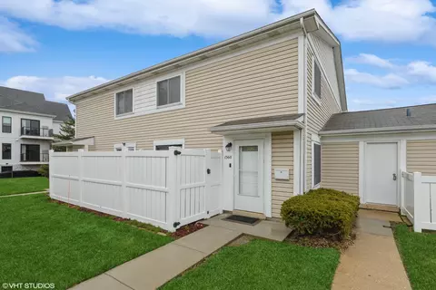 1560 Cornell Cir #31A, Hoffman Estates, IL 60169