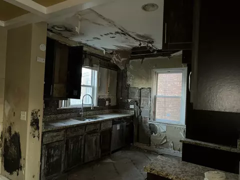 Bath - Undisclosed, Chicago, IL 60619 photo 2 of 4
