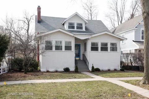 109 5th St, Wilmette, IL 60091