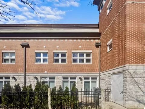 1522 S Prairie Ave #K, Chicago, IL 60605