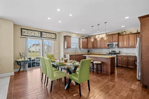 15702 Creekview Dr, Plainfield, IL 60544 photo 4