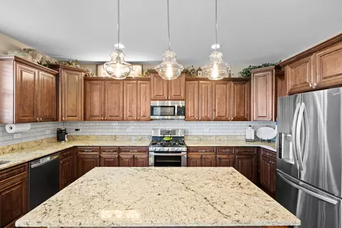 15702 Creekview Dr, Plainfield, IL 60544 photo 6