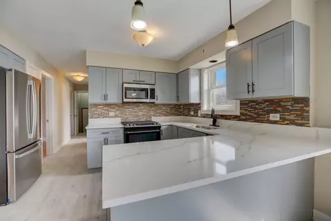 Kitchen - 1016 E 156th Pl, Dolton, IL 60419 photo 1 of 3