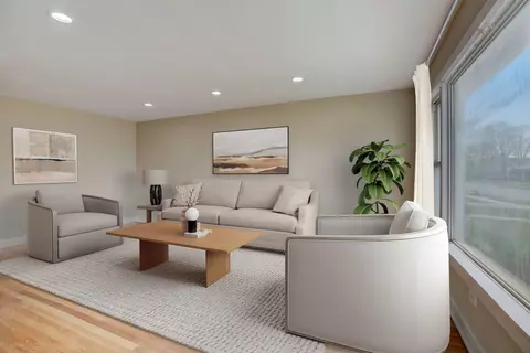 Living - 1016 E 156th Pl, Dolton, IL 60419 photo 1 of 3