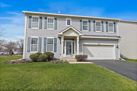 1680 Fallbrook Dr, Hampshire, IL 60140