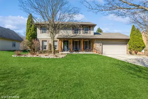 1094 Douglas Ln, Crete, IL 60417