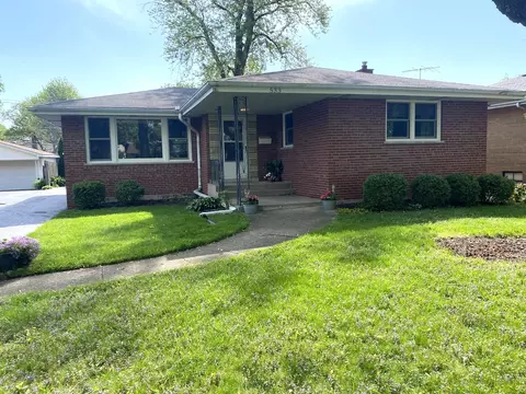 533 6th Ave, La Grange, IL 60525