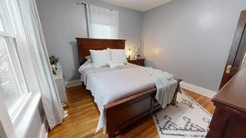 Bedroom - 1621 E Oakland Ave, Bloomington, IL 61701 photo 3 of 5
