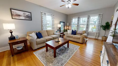 Living - 1621 E Oakland Ave, Bloomington, IL 61701 photo 1 of 4