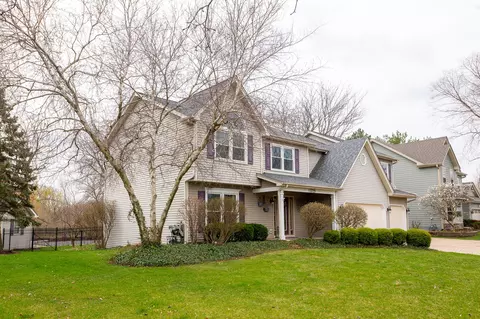 13729 S Quail Run Dr, Plainfield, IL 60544