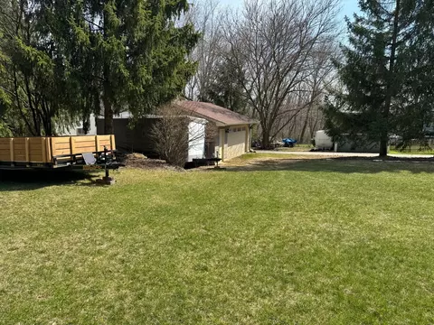 Exterior - 1920 Fremont Ln, Johnsburg, IL 60051 photo 5 of 10