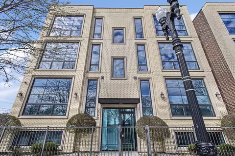2548 W Irving Park Rd #3W, Chicago, IL 60618