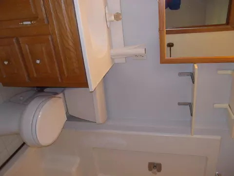 Bath - 11233 Bayberry Dr, Roscoe, IL 61073 photo 1 of 2
