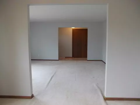Entry Way - 11233 Bayberry Dr, Roscoe, IL 61073 photo 2 of 3