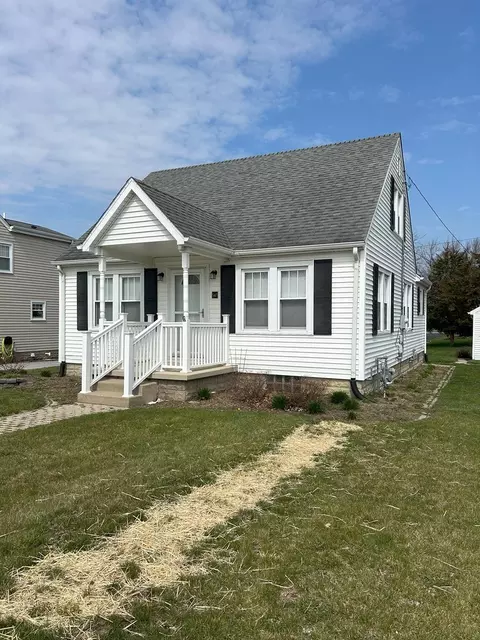 547 Penfield St, Beecher, IL 60401 photo 2