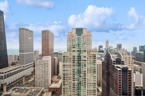 View/Area - 30 E Huron St #5509, Chicago, IL 60611 photo 3 of 4