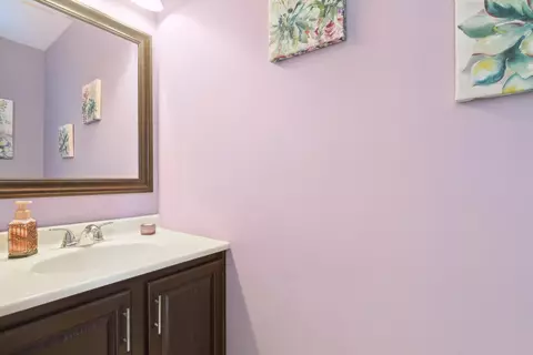 Bath - 58 Ivanhoe Ln, Cary, IL 60013 photo 1 of 3