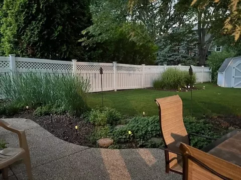 Exterior - 58 Ivanhoe Ln, Cary, IL 60013 photo 8 of 16