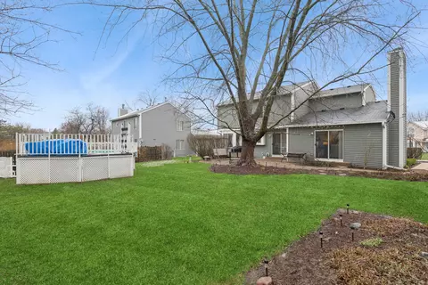 Exterior - 58 Ivanhoe Ln, Cary, IL 60013 photo 5 of 16
