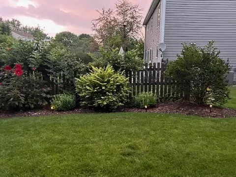 Exterior - 58 Ivanhoe Ln, Cary, IL 60013 photo 13 of 16