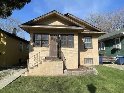 1906 S 17th Ave, Maywood, IL 60153
