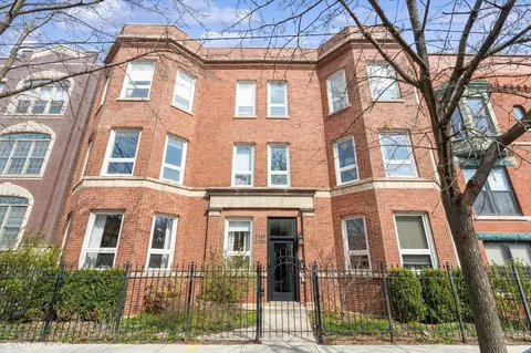 2150 W Ohio St #1W, Chicago, IL 60612