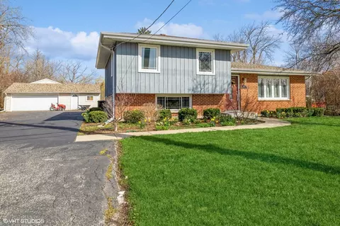 610 Plainfield Rd, Willowbrook, IL 60527 photo 1
