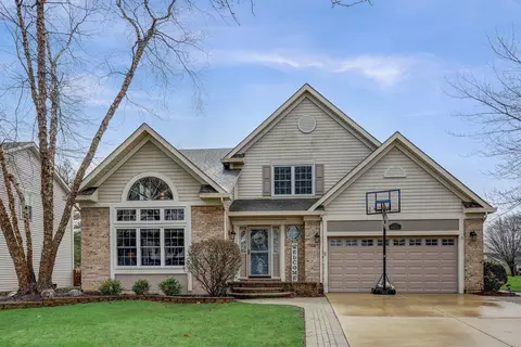 1337 Northgate Dr, Bartlett, IL 60103