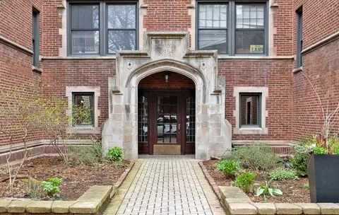 5954 N Lakewood Ave #2E, Chicago, IL 60660