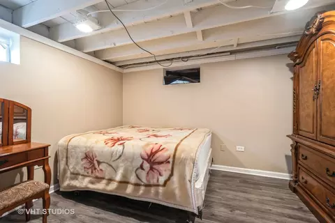 Bedroom - 9205 Springfield Ave, Evanston, IL 60203 photo 2 of 2