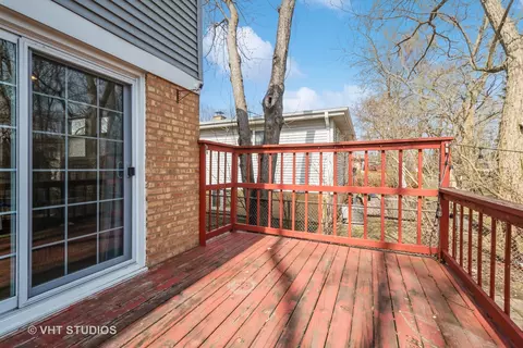 Exterior - 9205 Springfield Ave, Evanston, IL 60203 photo 3 of 5