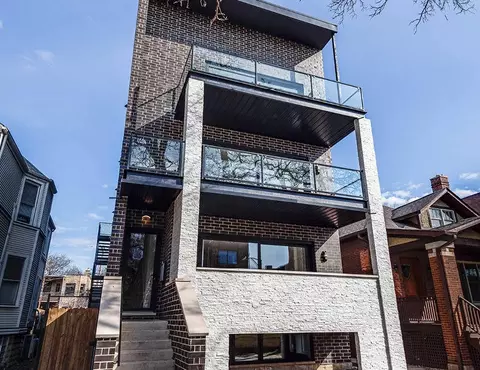 1334 W Rosedale Ave #3, Chicago, IL 60660