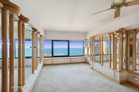 175 E Delaware Pl #4908, Chicago, IL 60611 photo 4