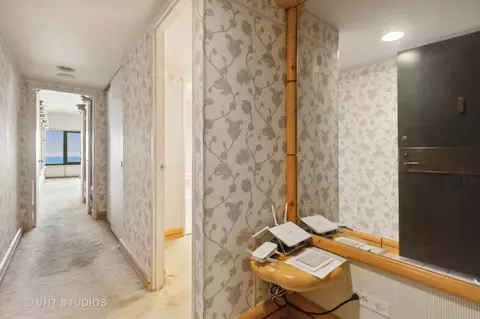 175 E Delaware Pl #4908, Chicago, IL 60611 photo 12