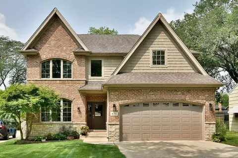 974 S Fairfield Ave, Elmhurst, IL 60126