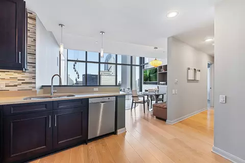 Kitchen - 60 E Monroe St #4108, Chicago, IL 60603 photo 2 of 4