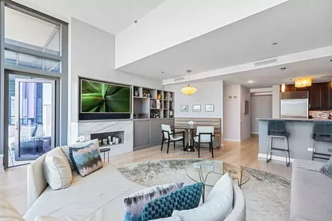 Living - 60 E Monroe St #4108, Chicago, IL 60603 photo 4 of 7