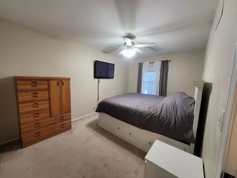Bedroom - 1667 Valley Forge Ct #B, Wheaton, IL 60189 photo 1 of 3