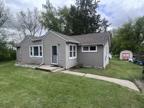 6818 Il Route 23, Marengo, IL 60152
