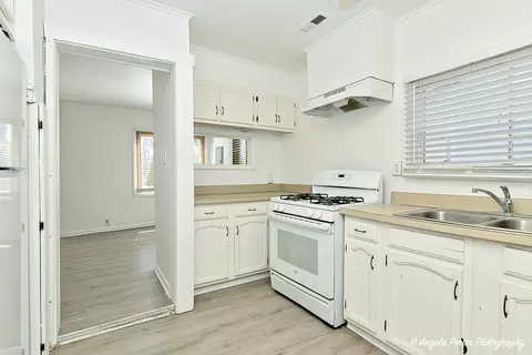 Kitchen - 110 Maple St, Mchenry, IL 60050 photo 2 of 3