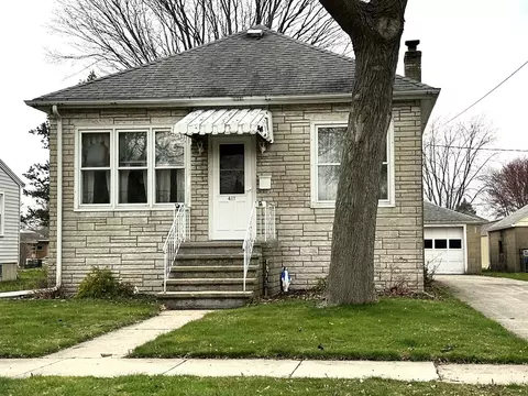 417 N Kenosha Ave, Oglesby, IL 61348