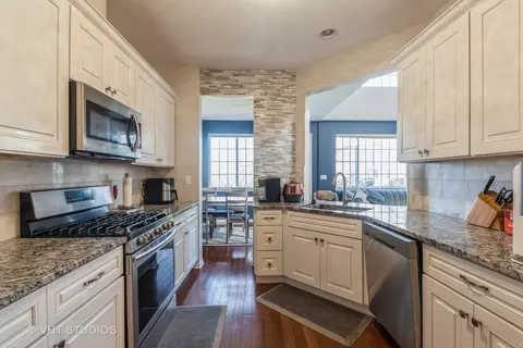 5507 Azalea Ct, Rolling Meadows, IL 60008 photo 5