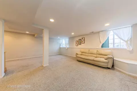 5507 Azalea Ct, Rolling Meadows, IL 60008 photo 11
