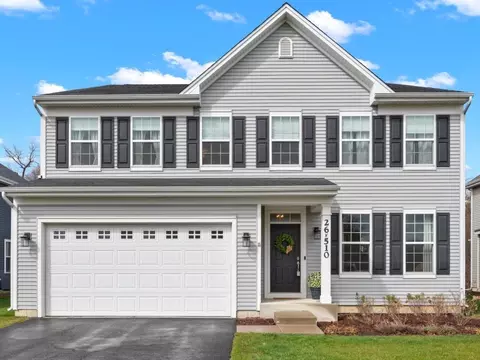 26 W510 Churchill Rd, Winfield, IL 60190