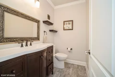 Bath - 2705 Harrison St, Glenview, IL 60025 photo 1 of 3