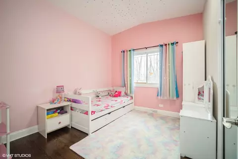Bedroom - 2705 Harrison St, Glenview, IL 60025 photo 1 of 5
