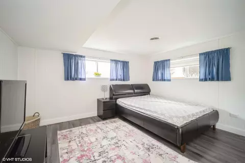 Bedroom - 2705 Harrison St, Glenview, IL 60025 photo 5 of 5