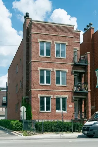 1136 W Fullerton Ave #G, Chicago, IL 60614